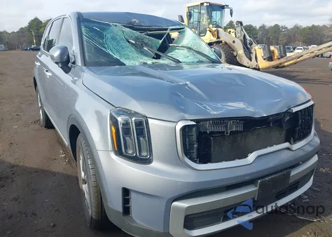 2023 Kia Telluride Lx z USA, uszkodzony, nr VIN 5XYP2DGC4PG373272